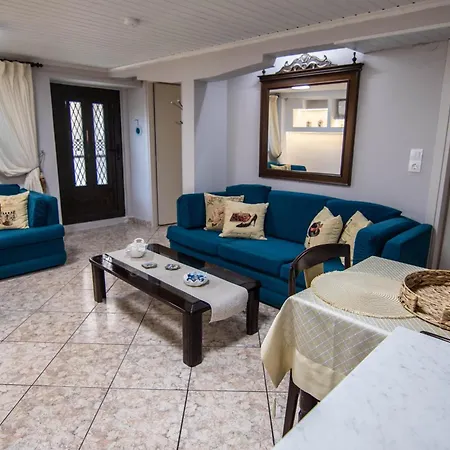 Nonna Konstantina- Old Town Center Appartement
