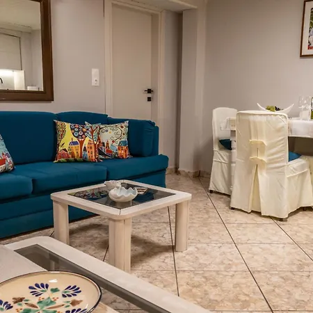 Nonna Konstantina- Old Town Center Appartement