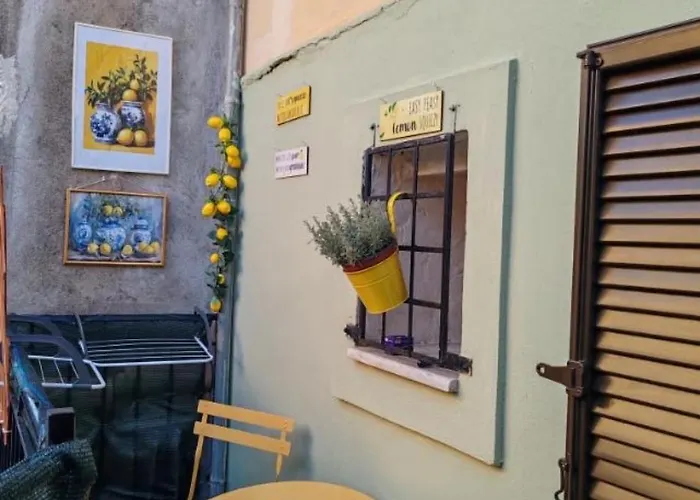 Nonna Konstantina- Old Town Center Lefkáda